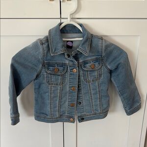 GAP Blue Jean Jacket Classic Denim Style